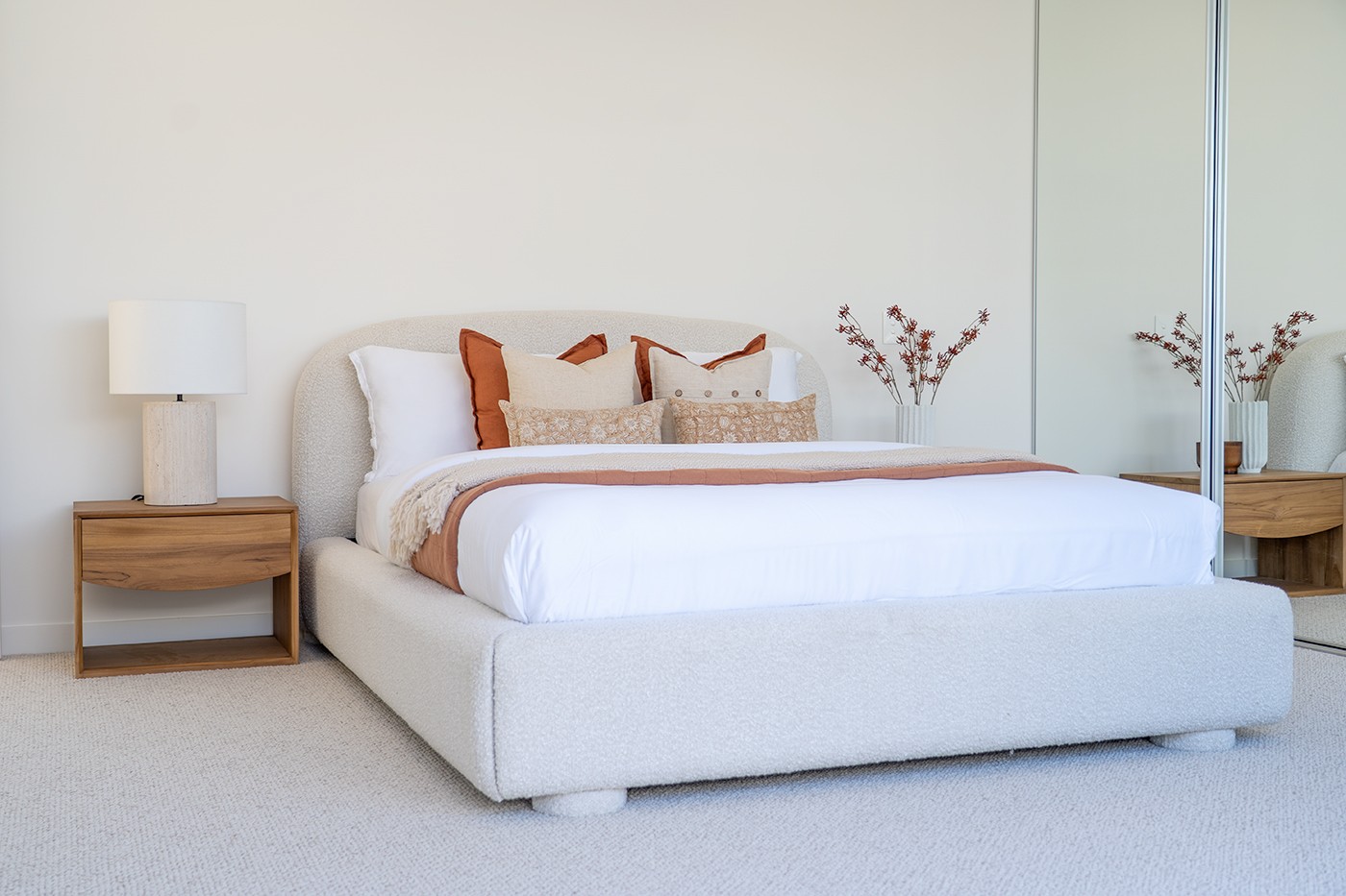 Milo Bed - Boucle Ivory - Image 2