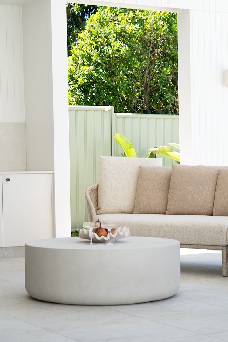 Terra Outdoor Coffee Table - White Onyx - Image 2